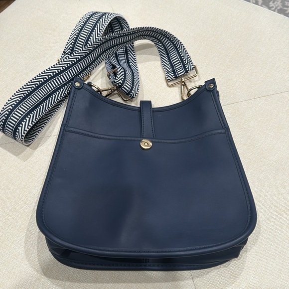 Messenger bag - Picture 2 of 4